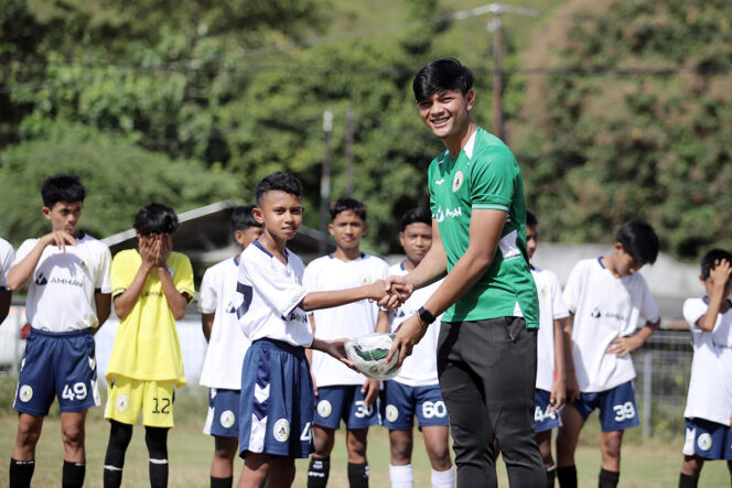 
AMMAN Berangkatkan 12 Orang Talenta Muda KSB Ke Akademi Sepak Bola PSS Sleman