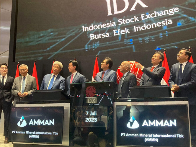 
Amman Mineral Mulai Melantai di Bursa Efek Indonesia dengan Kode AMMN
