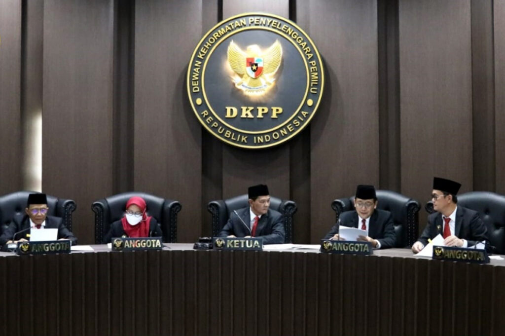 DKPP Periksa Anggota KPU KSB Terkait Dugaan Pelanggaran Kode Etik Penyelenggara Pemilu - Dewan Kehormatan Penyelenggara Pemilu (DKPP) - Sidang Dugaan Pelanggaran Kode Etik